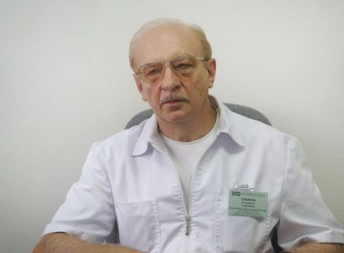 Врач Зубиков Владимир Сергеевич 