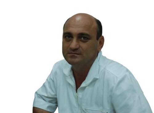 Врач Арушанян Эрнест Алексеевич 