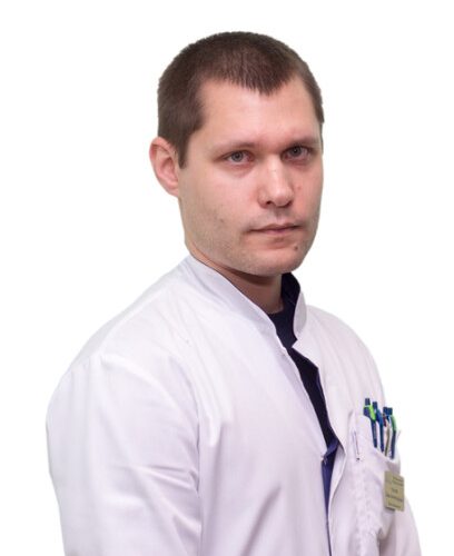 Врач Ульянов Павел Александрович 