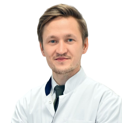 Врач Макаров Руслан Александрович 