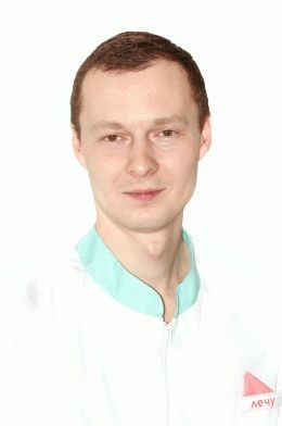 Врач Бурлакин Максим Александрович 