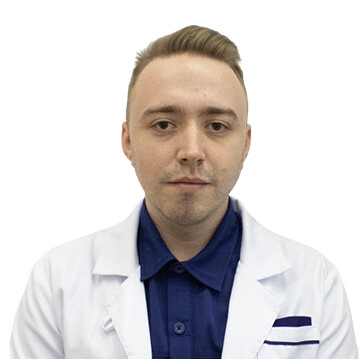 Врач Ромашин Максим Александрович 