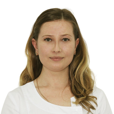 Врач Полякова (Головач) Анастасия Александровна 