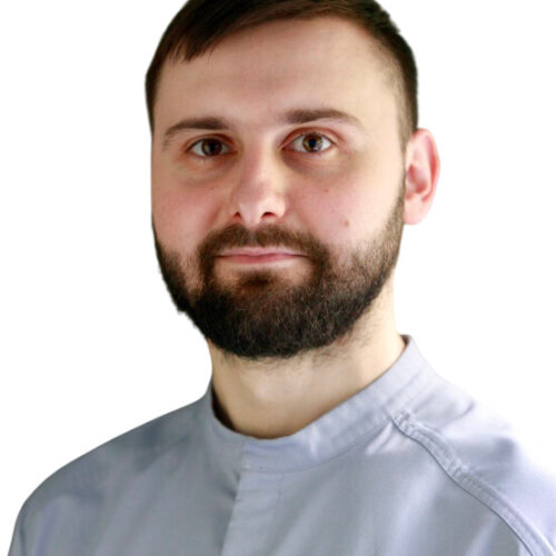 Врач Титов Эмин Эминович 