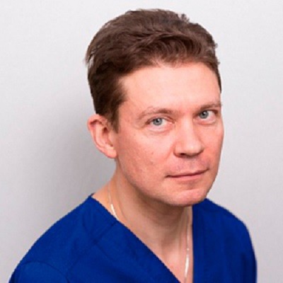 Врач Варасов Виталий Валерьевич 