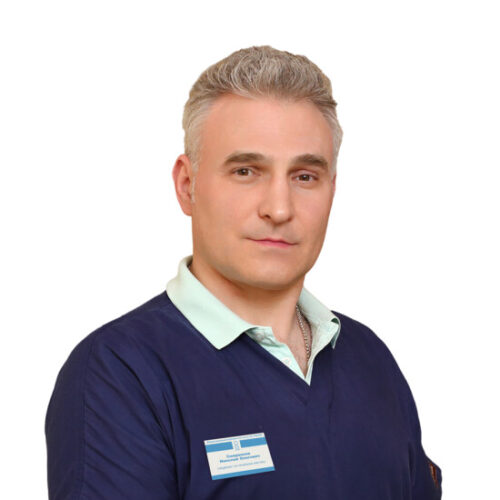 Врач Смиренков Николай Олегович 