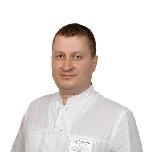Врач Жаров Валентин Александрович 