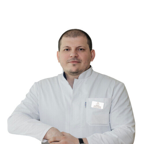 Врач Сулумов Заур Рамзанович 
