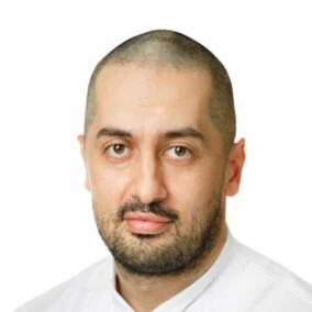 Врач Рамонов Давид Казбекович 