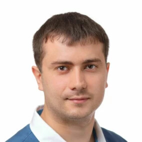 Врач Умалатов Муслим Батырсолтанович 