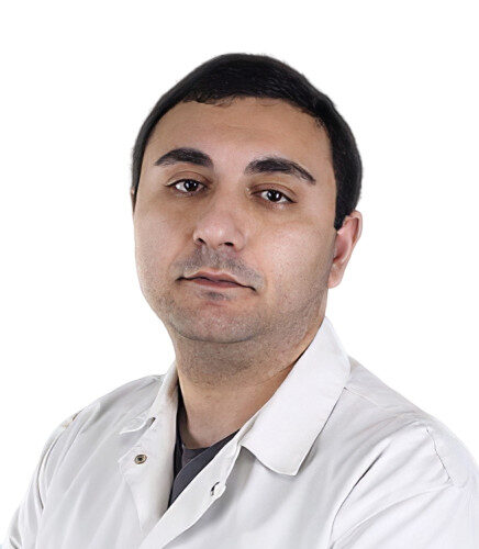 Врач Ашуров Азарья Саалумович 