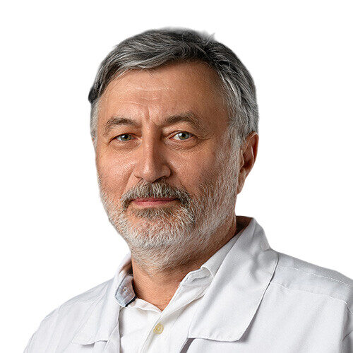Врач Хугаев Эдуард Викторович 