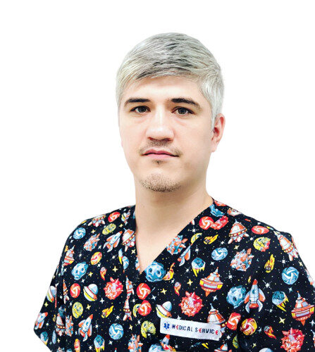 Врач Алискандиев Рашид Дибирович 