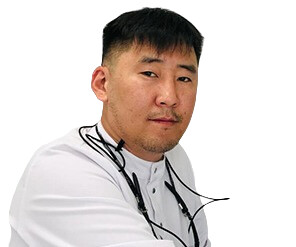 Врач Намсараев Нима Дармаевич