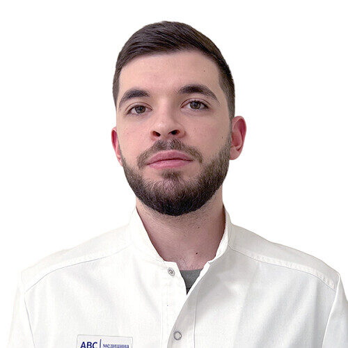 Врач Сафаров Самир Мунасибович