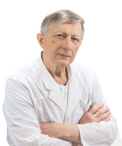 Врач Емельянов Виктор Семенович 