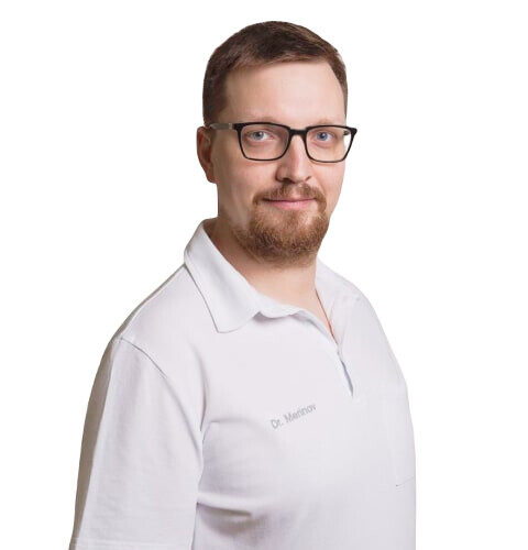 Врач Меринов Сергей Алексеевич 