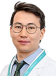 Врач Тугутов Родион Владимирович