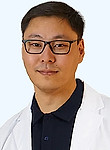 Врач Жамынчиев Эмир Керимбекович 
