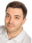 Врач Амаев Артем Курбанович