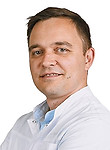 Врач Бахметьев Артем Сергеевич
