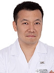 Врач Чой Ен Джун 